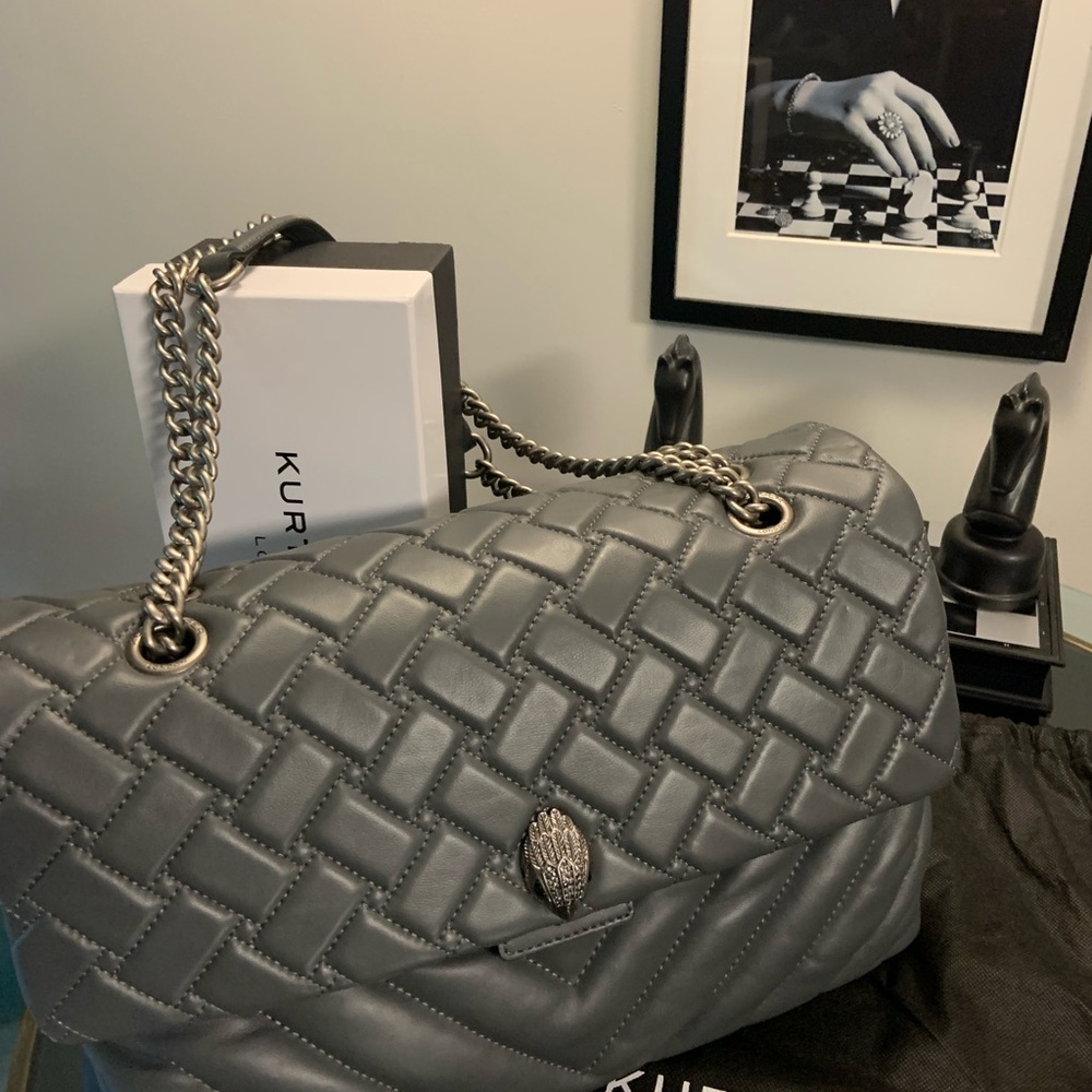 RARE Charcoal Grey❣️BOSS-LADY
Kurt Geiger Charcoal Quilted Shoulder Bag